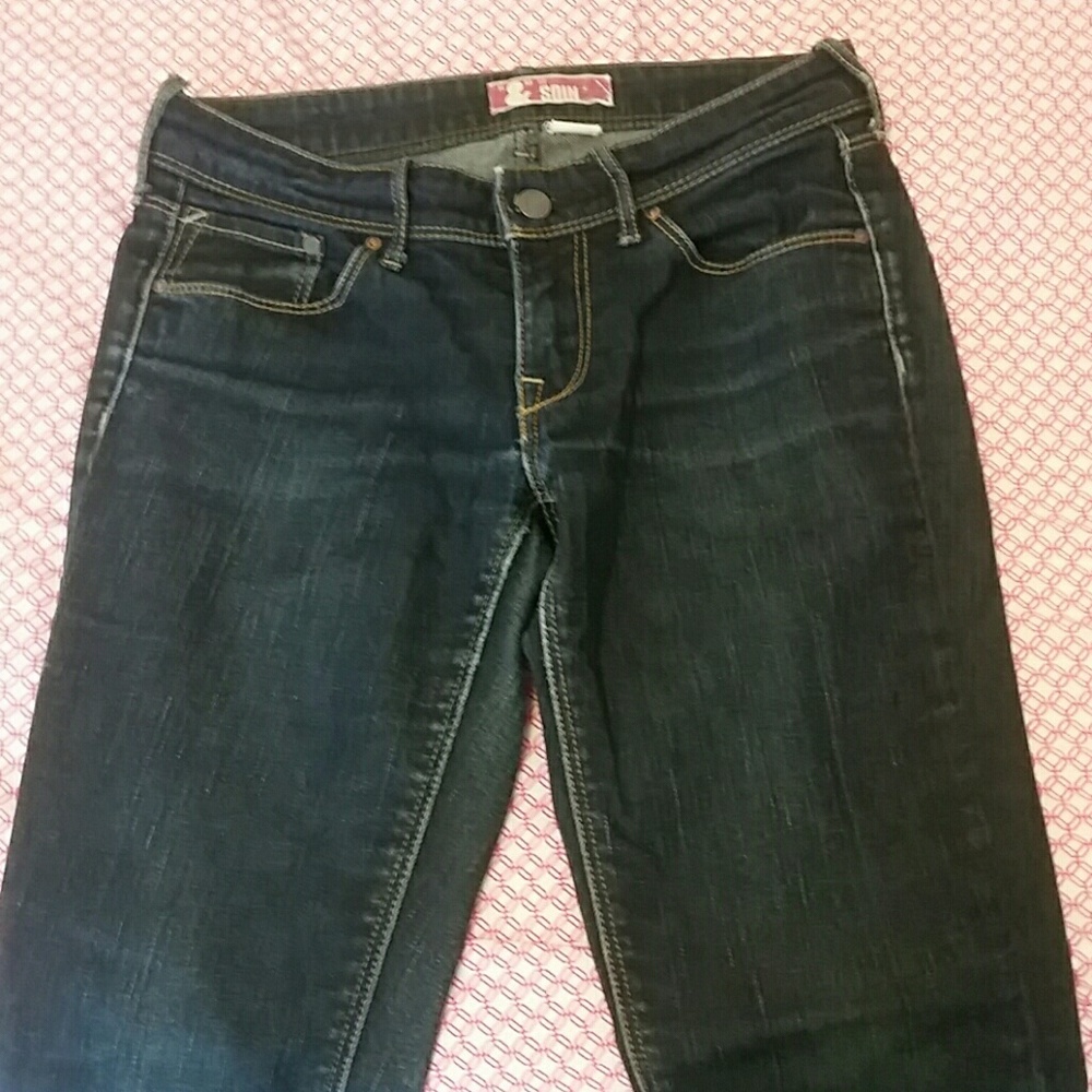 Skinny jeans